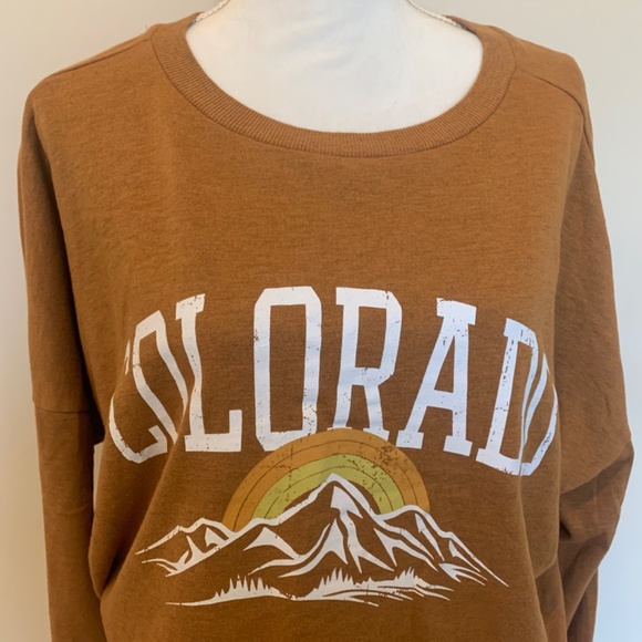 Top - Picture 3 of 6